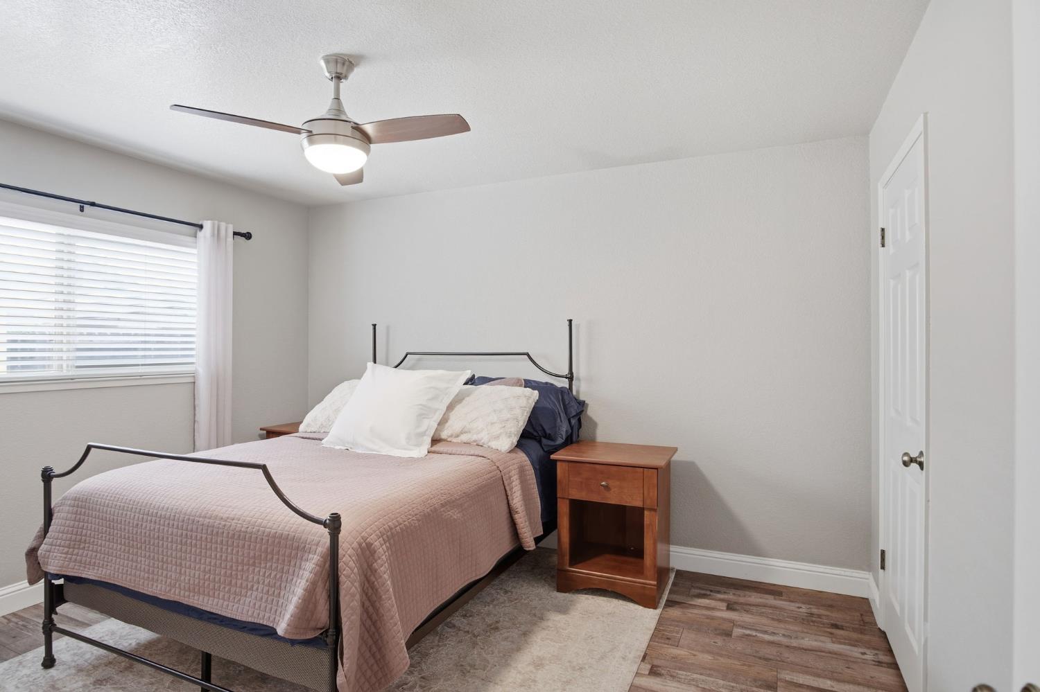 1480 Berry Dr, Turlock, CA 95382