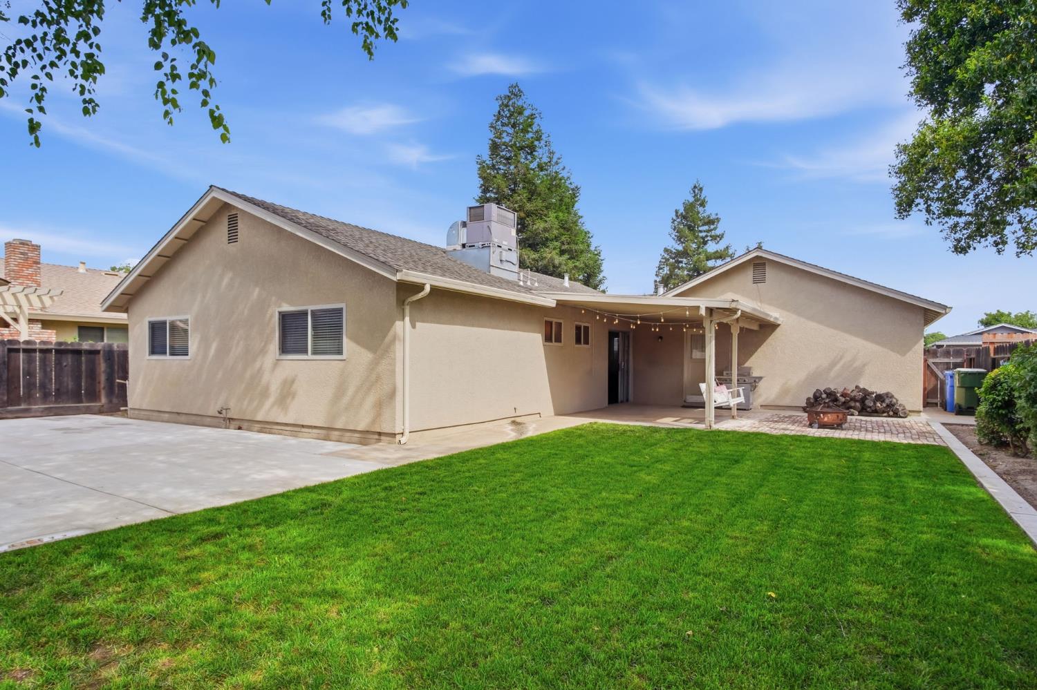 1480 Berry Dr, Turlock, CA 95382