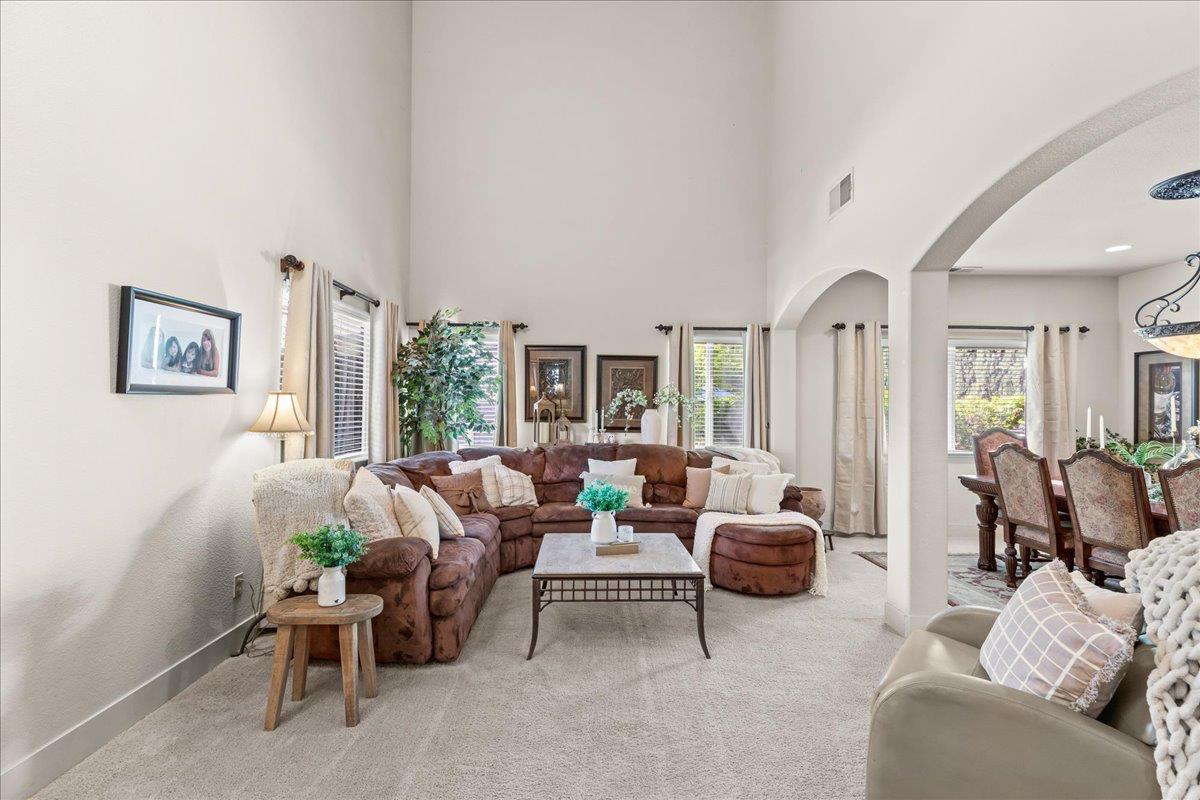3100 Amos Ct, Modesto, CA 95355