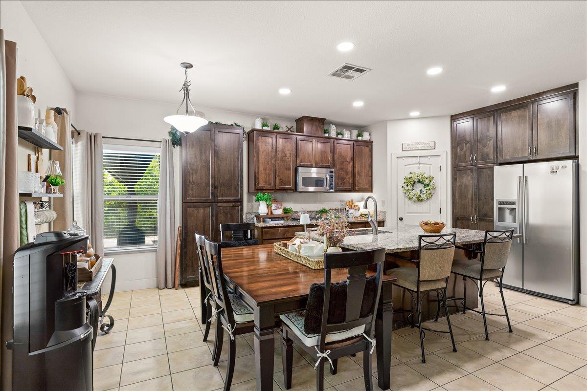 3100 Amos Ct, Modesto, CA 95355