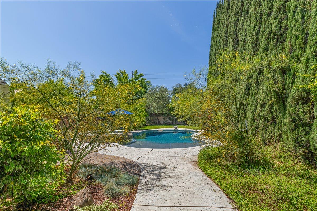 3100 Amos Ct, Modesto, CA 95355