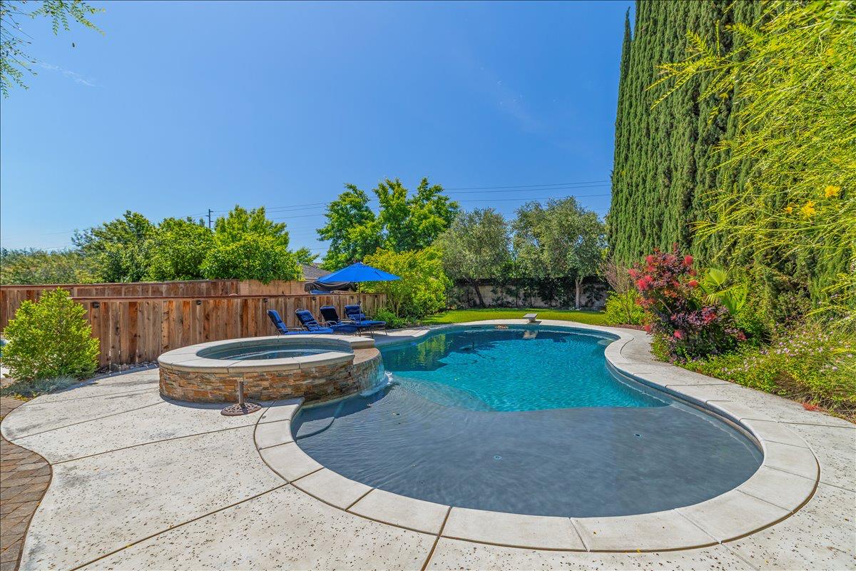 3100 Amos Ct, Modesto, CA 95355