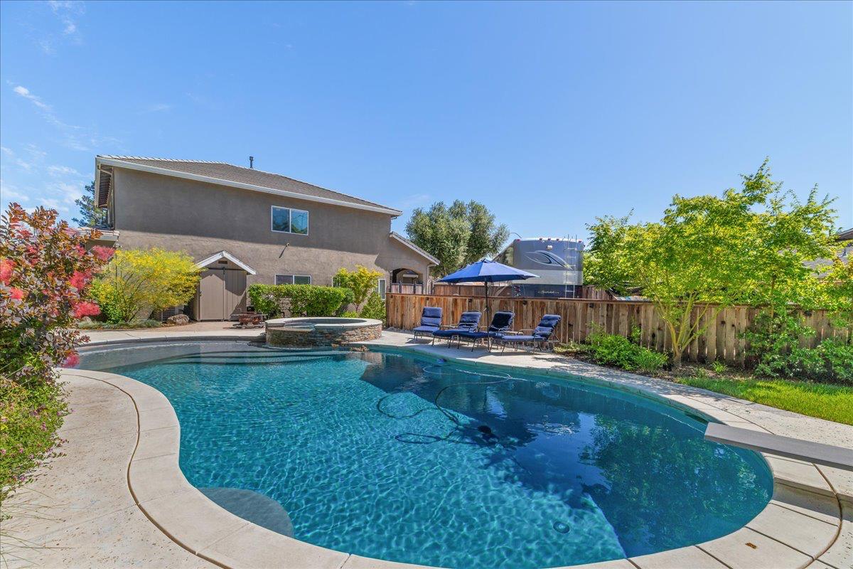 3100 Amos Ct, Modesto, CA 95355