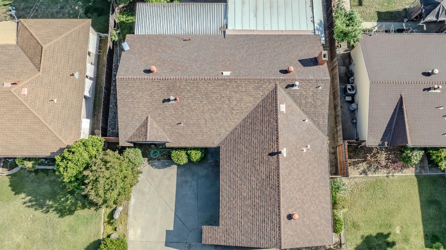 1618 Oakwood Dr, Modesto, CA 95350