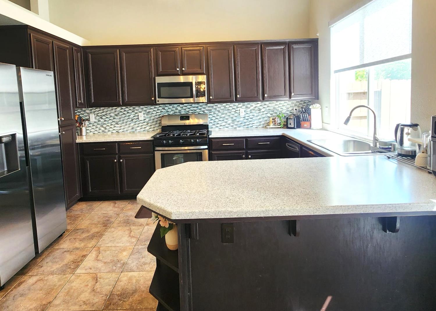 1454 Trellis St, Manteca, CA 95336