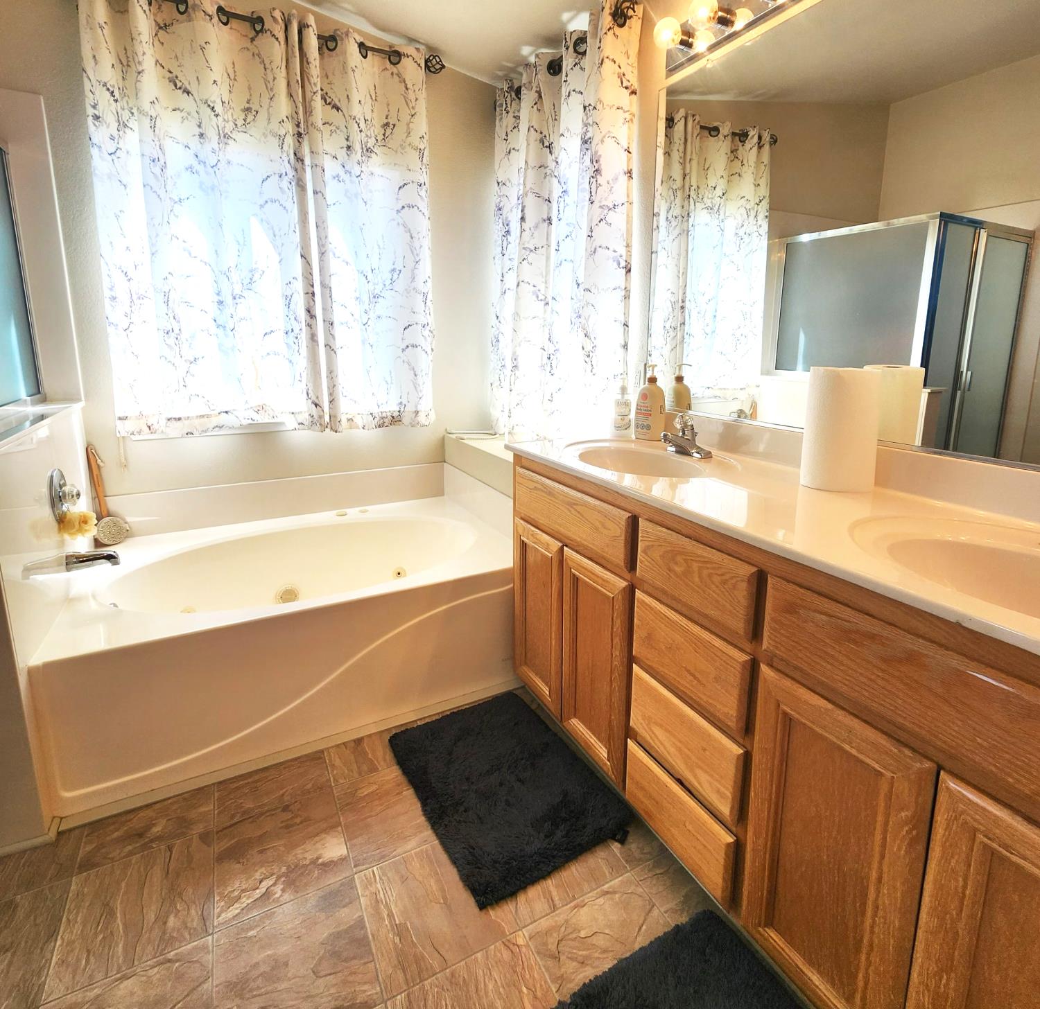 1454 Trellis St, Manteca, CA 95336