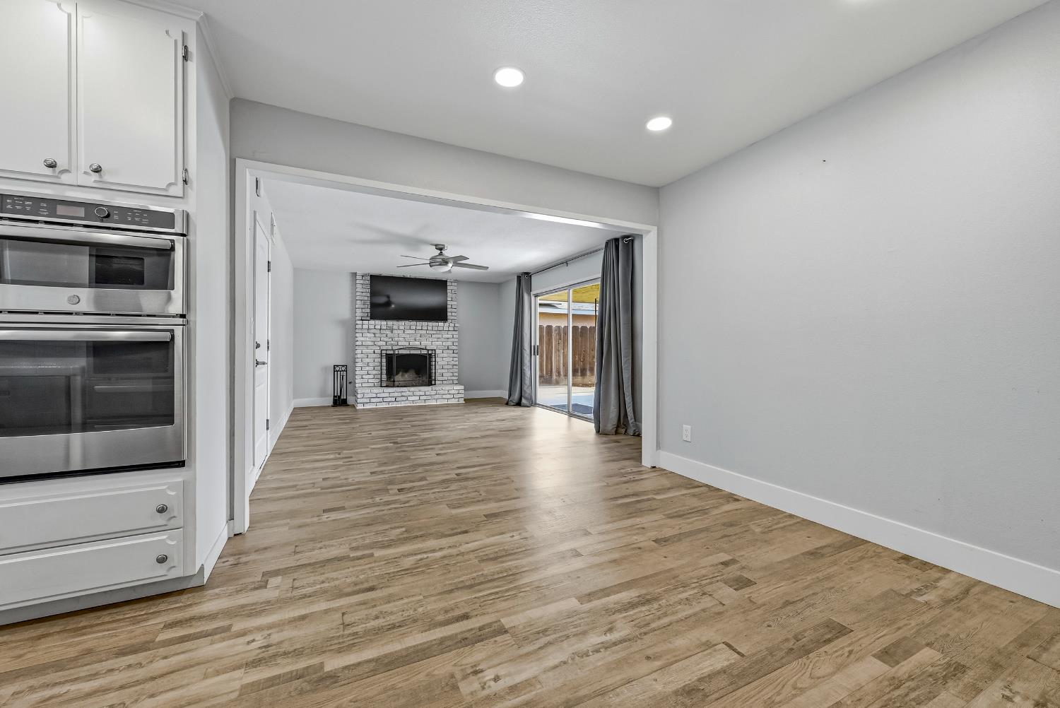 564 Della Ct, Merced, CA 95348