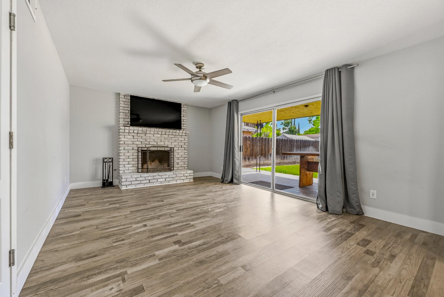 564 Della Ct, Merced, CA 95348