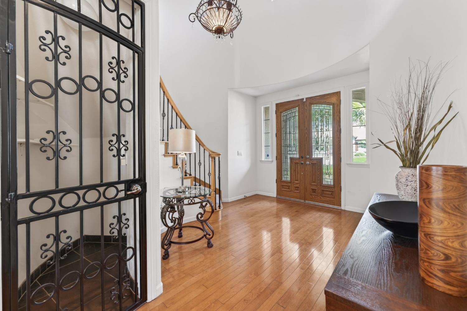 2116 E 2116 Steinbeck Dr Dr, Modesto, CA 95356