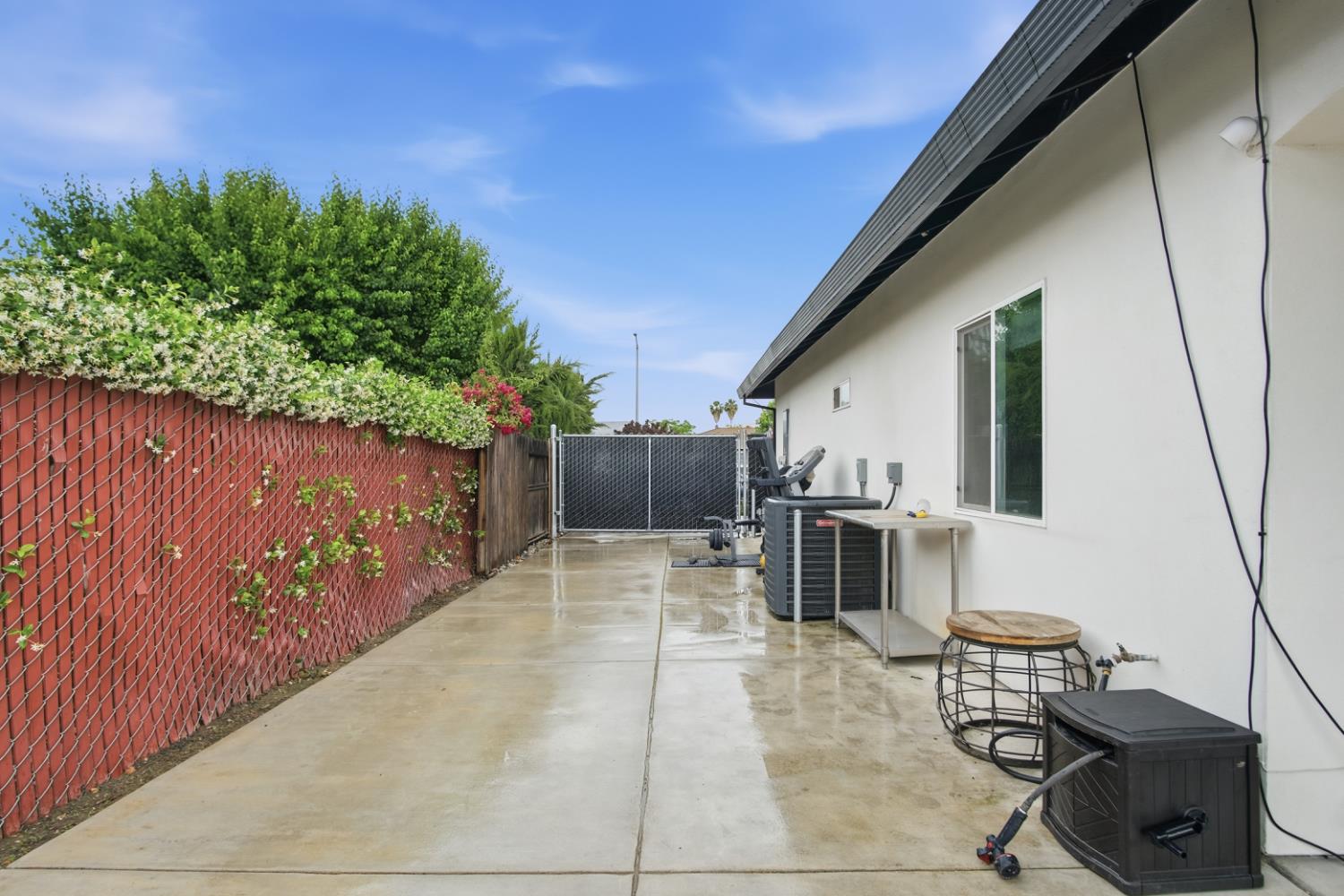 2293 Alabama St, Atwater, CA 95301