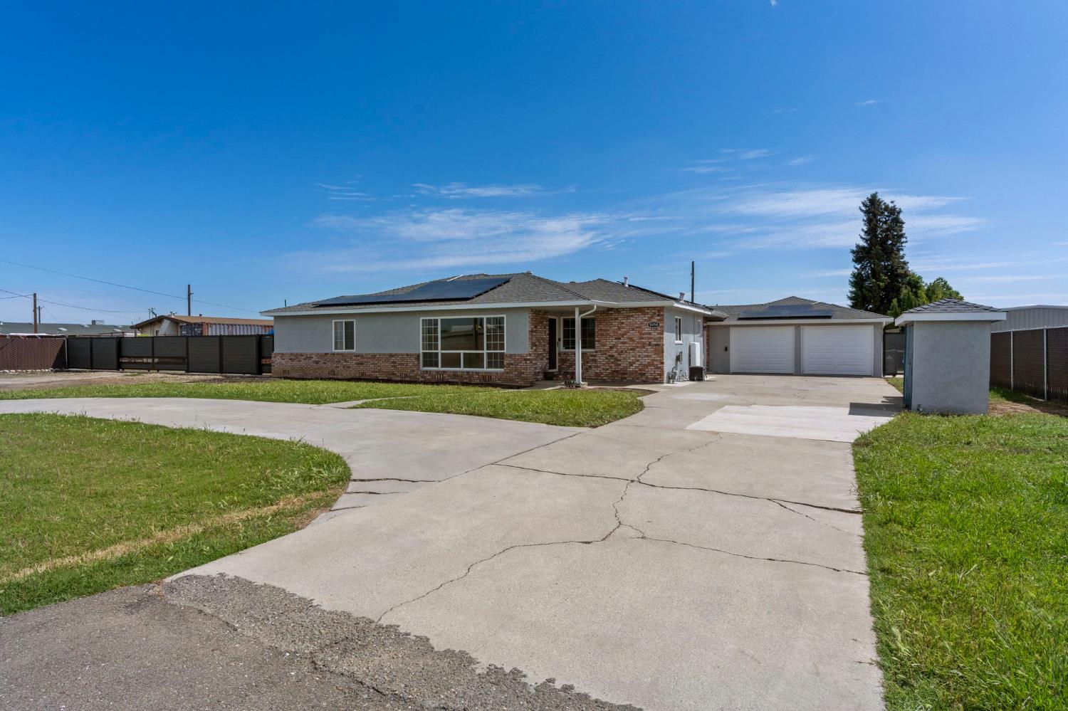 5958 E Lathrop Rd, Manteca, CA 95336