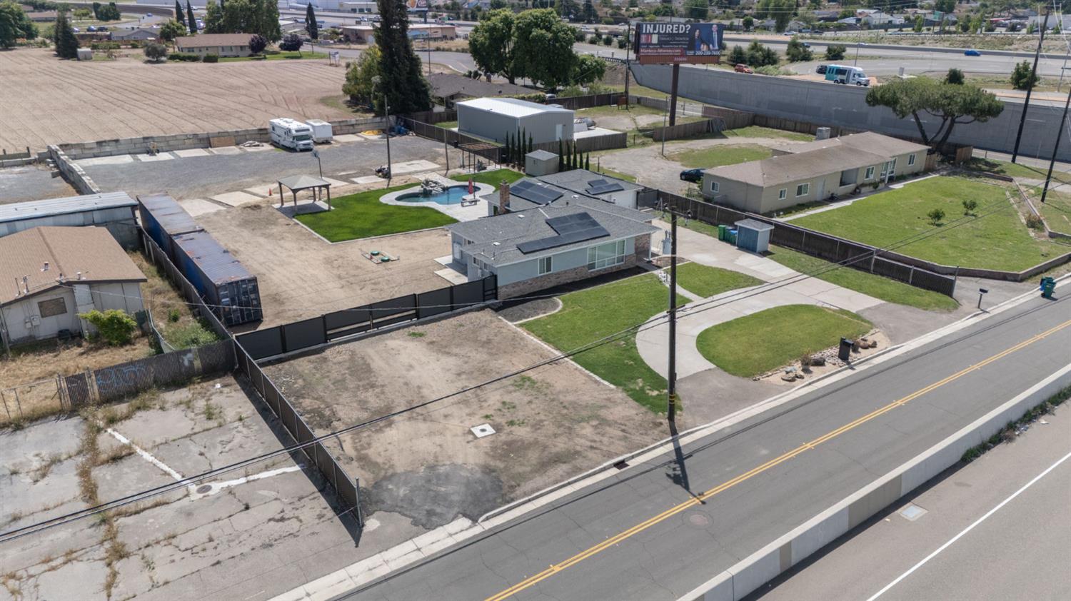 5958 E Lathrop Rd, Manteca, CA 95336