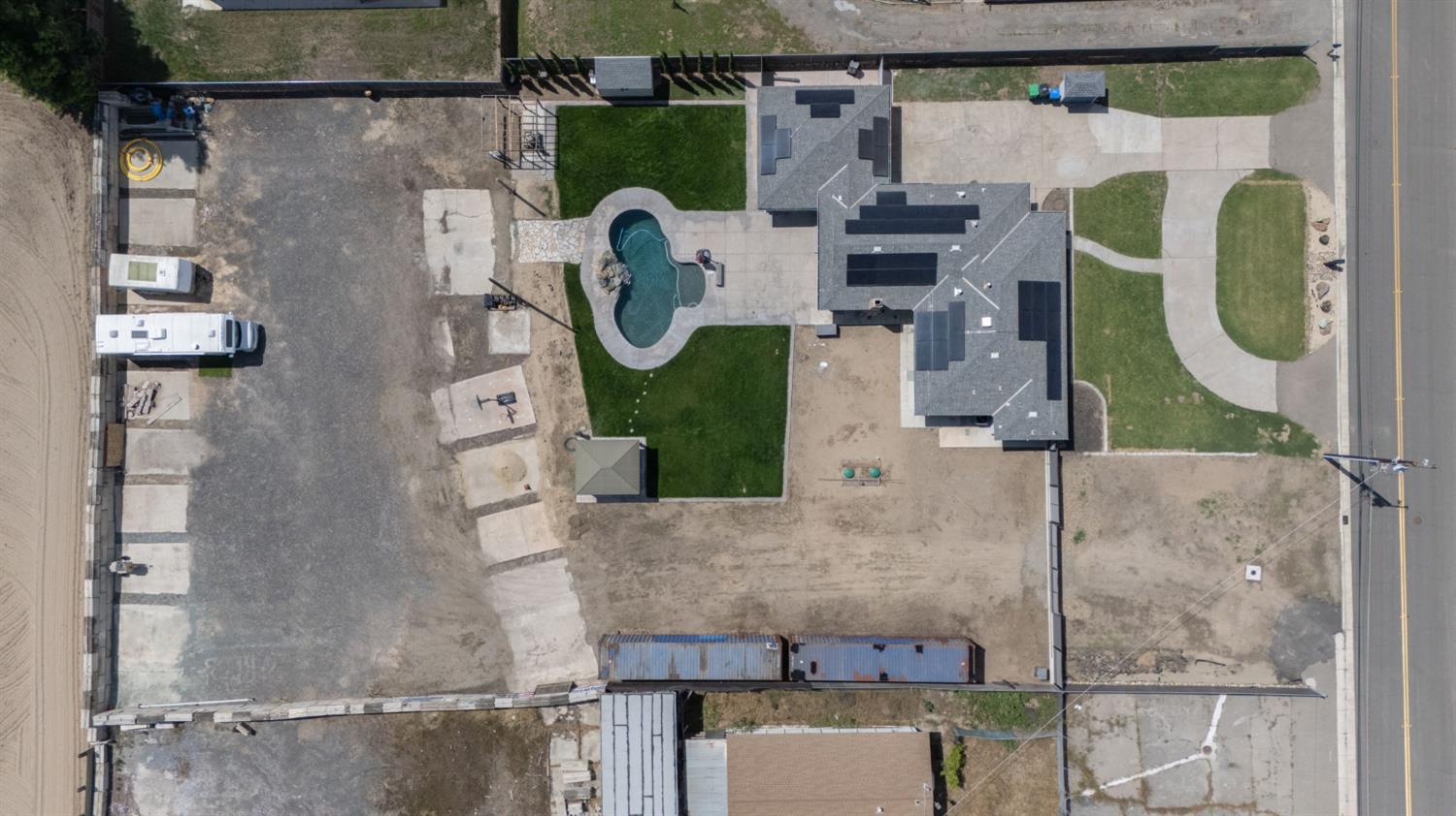 5958 E Lathrop Rd, Manteca, CA 95336