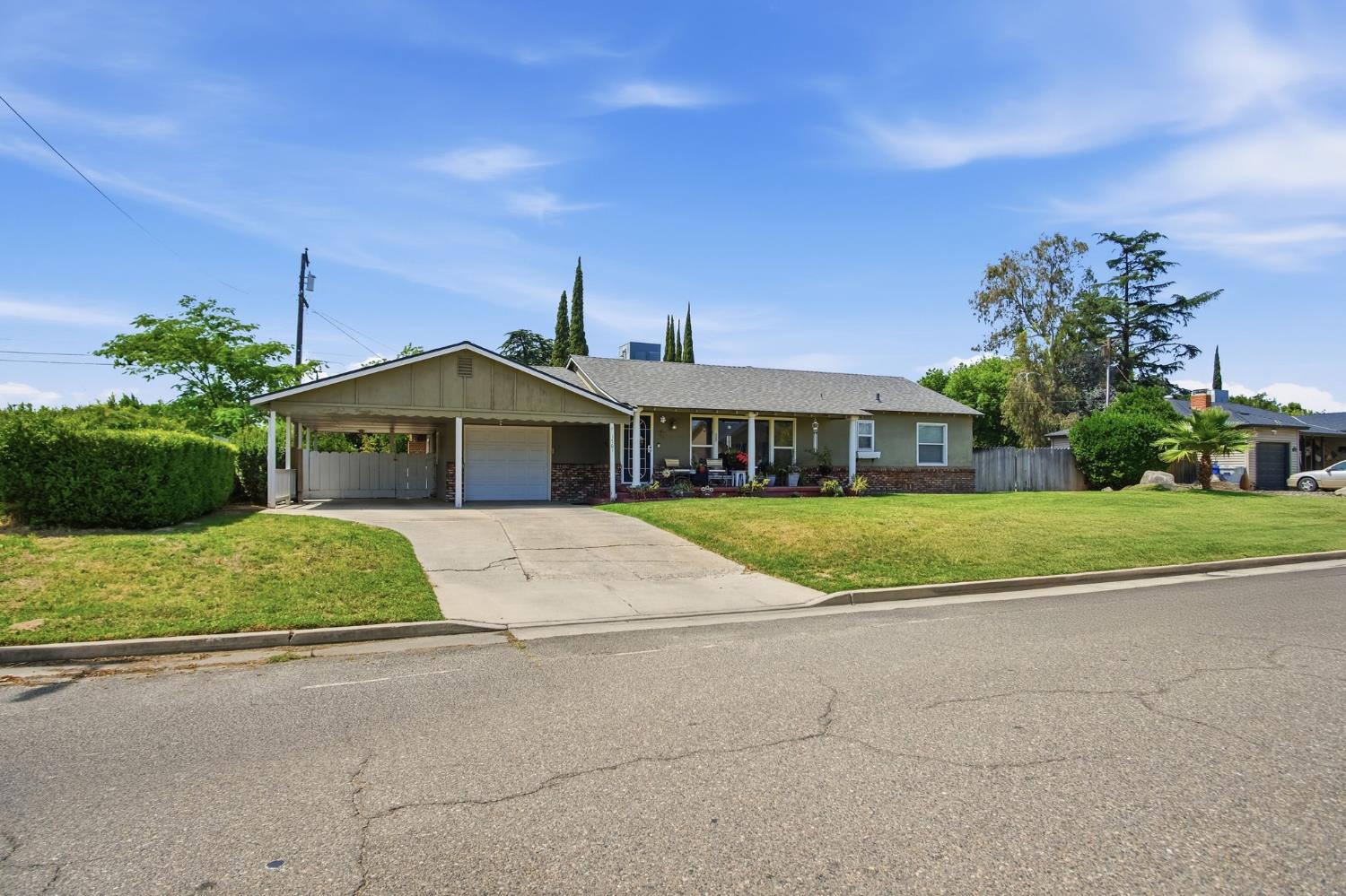 1701 Eucalyptus St, Atwater, CA 95301