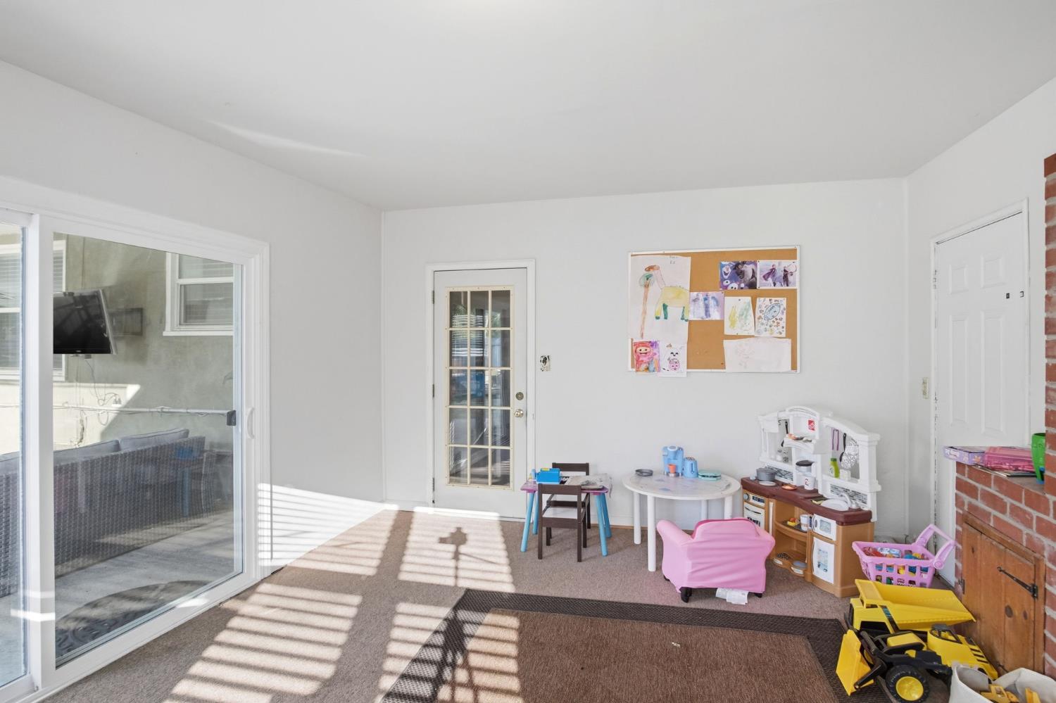 1701 Eucalyptus St, Atwater, CA 95301