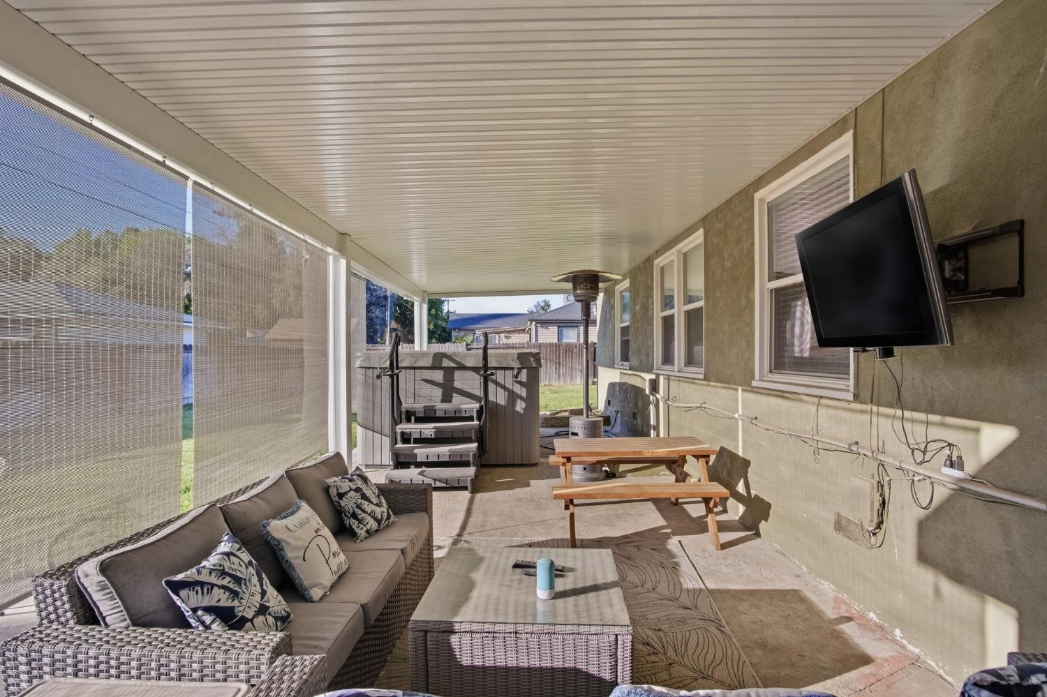 1701 Eucalyptus St, Atwater, CA 95301