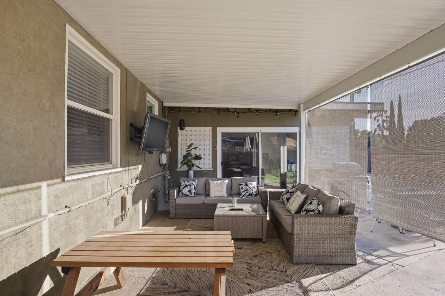 1701 Eucalyptus St, Atwater, CA 95301