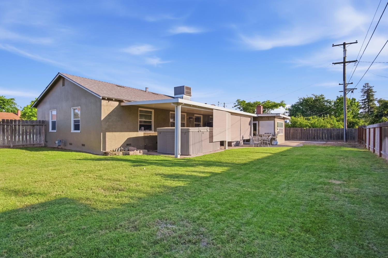 1701 Eucalyptus St, Atwater, CA 95301