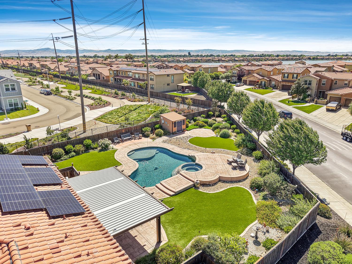 3670 Rapallo Way, Manteca, CA 95337