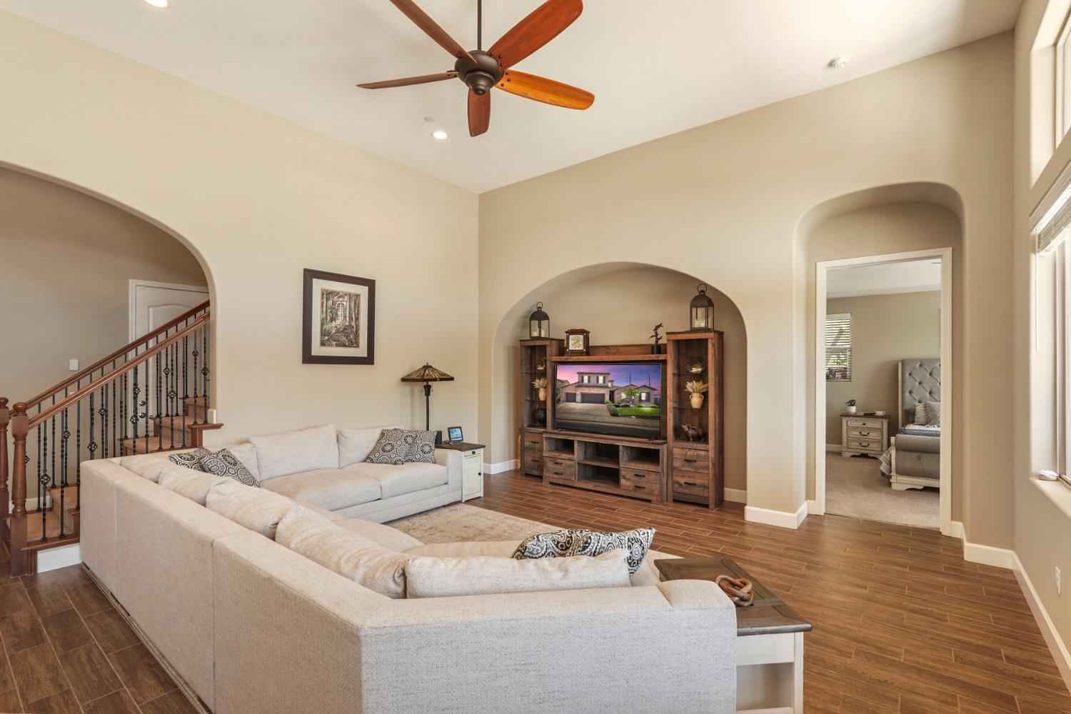 3670 Rapallo Way, Manteca, CA 95337