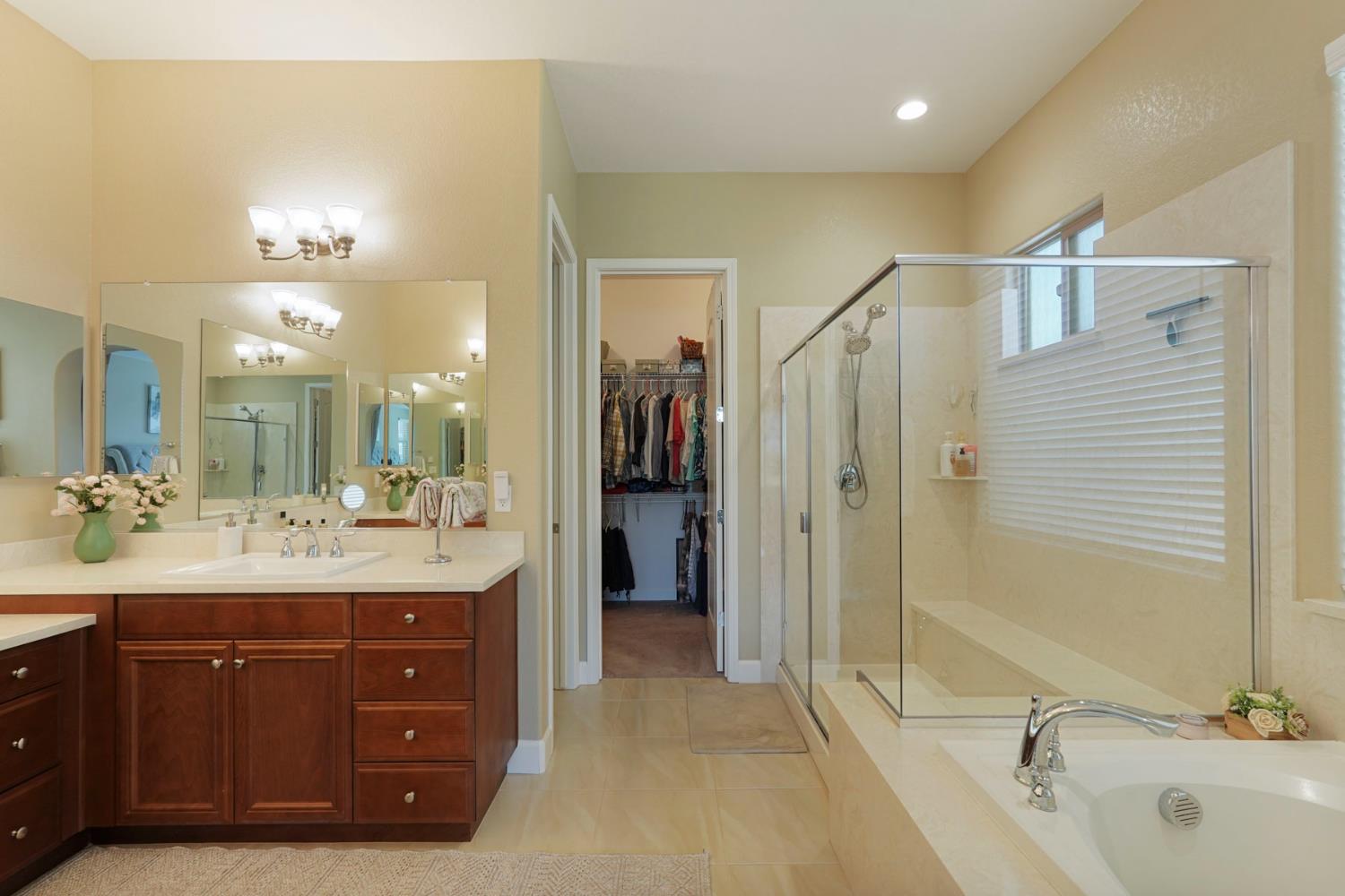 3670 Rapallo Way, Manteca, CA 95337