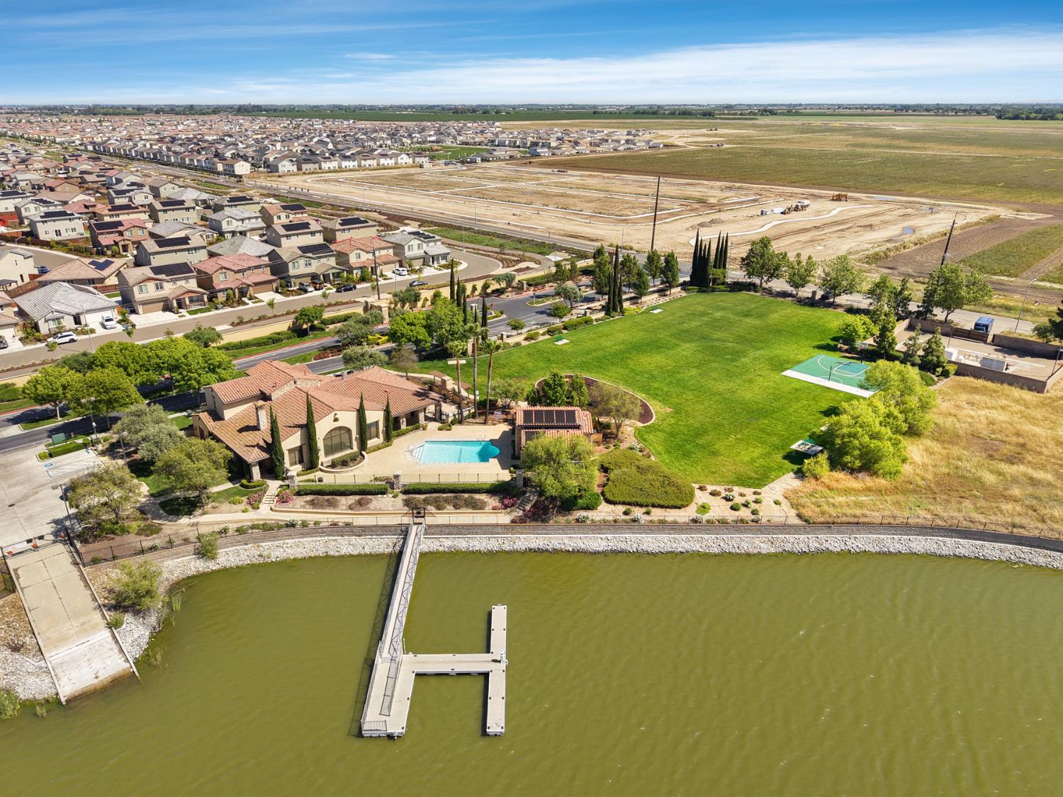 3670 Rapallo Way, Manteca, CA 95337