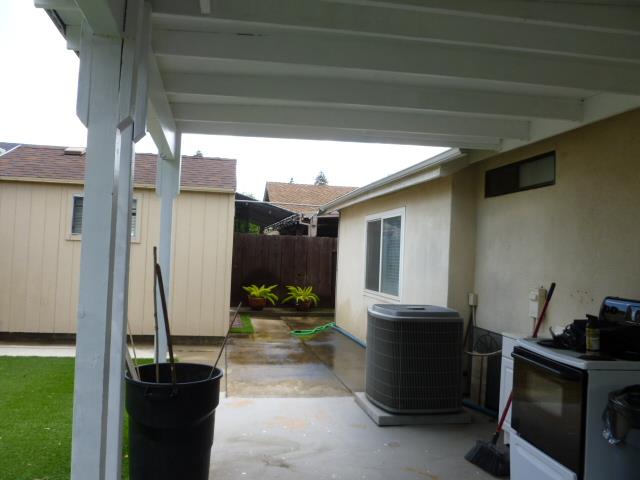 3621 Merrifield Ave, Modesto, CA 95356