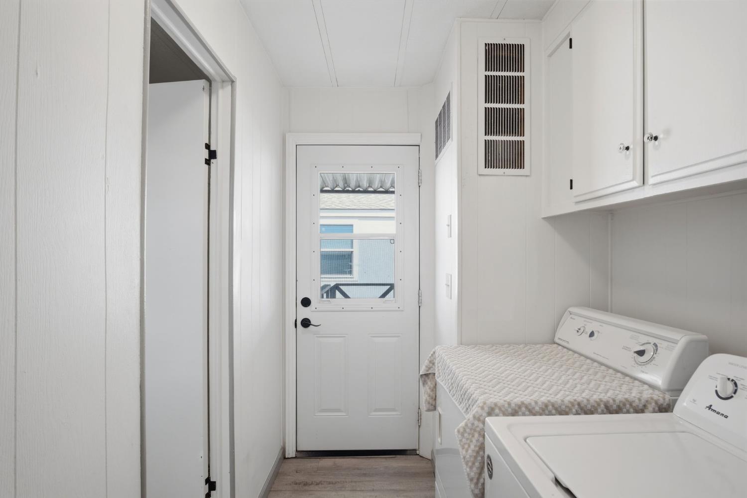 2621 Prescott Rd #261, Modesto, CA 95351