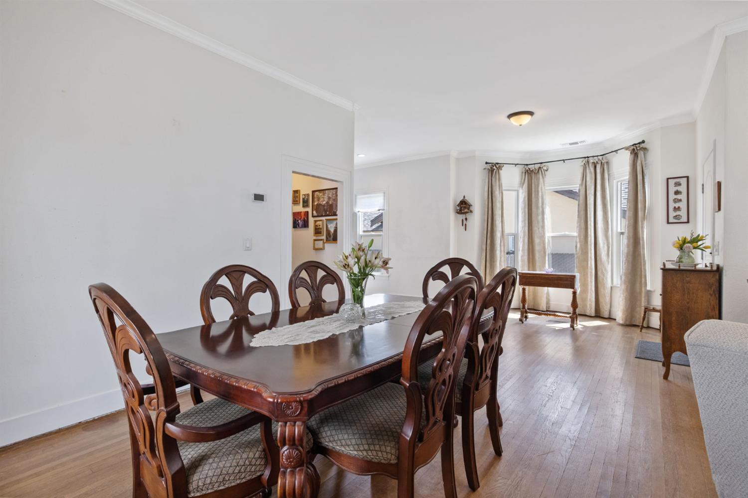 124 W Florinda St, Hanford, CA 93230