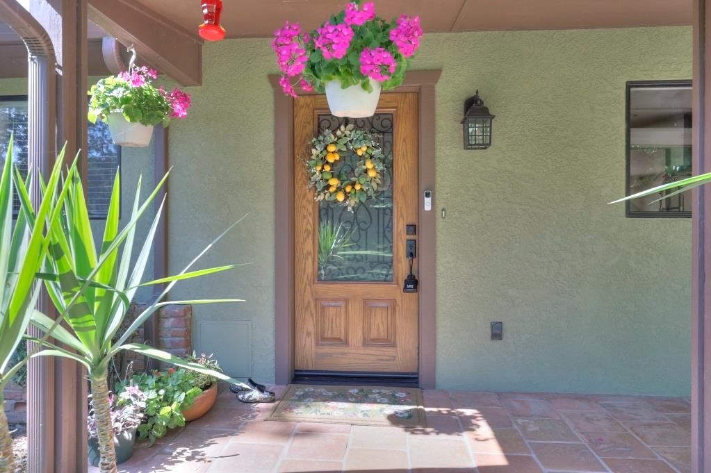 11714 Livingston Cressey Rd, Livingston, CA 95334