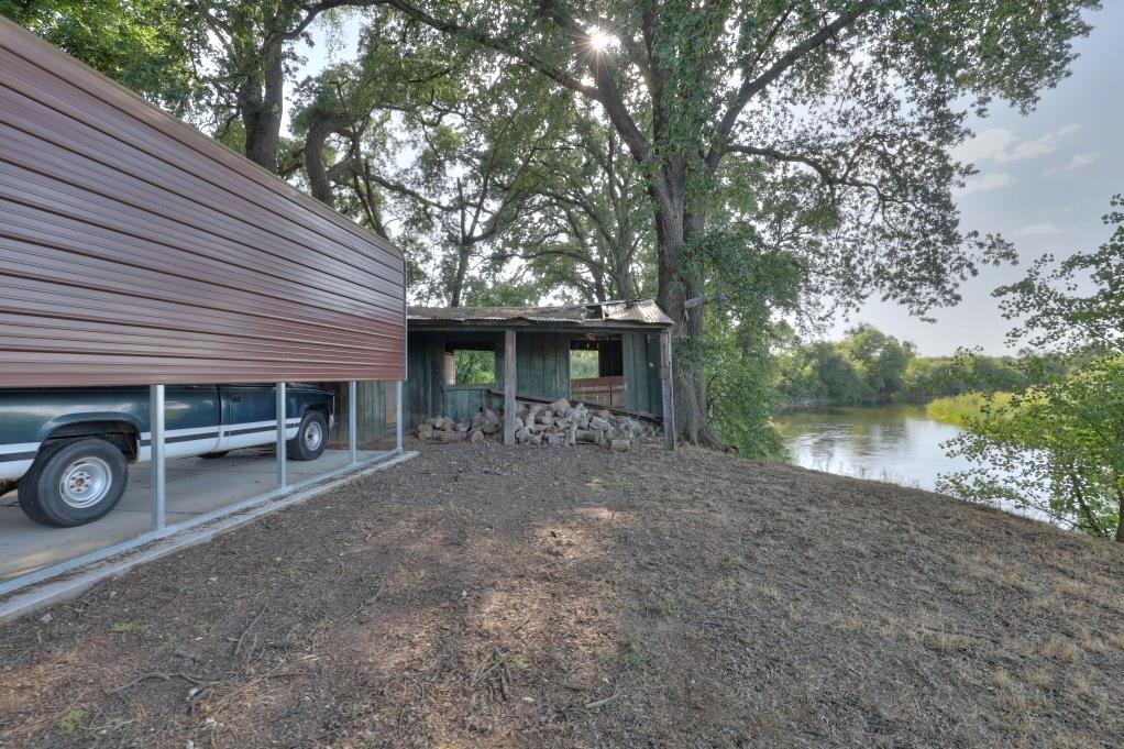 11714 Livingston Cressey Rd, Livingston, CA 95334