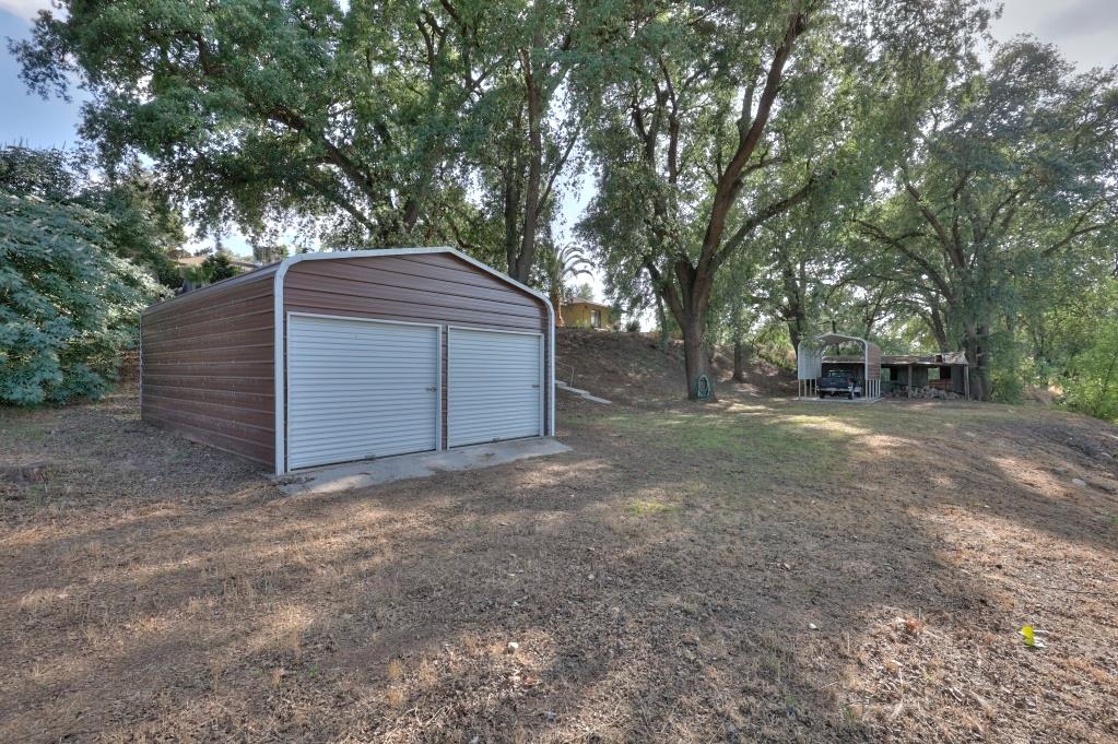 11714 Livingston Cressey Rd, Livingston, CA 95334