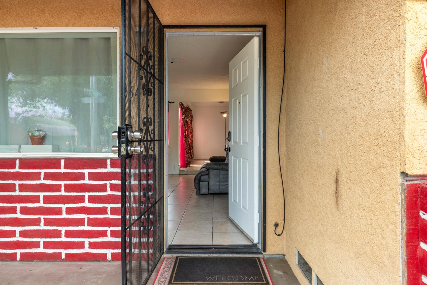 2644 San Ignacio Ave, Modesto, CA 95354