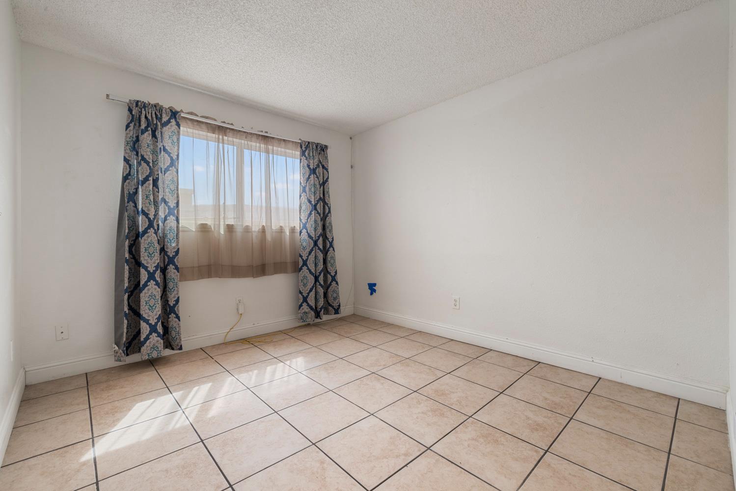 2644 San Ignacio Ave, Modesto, CA 95354