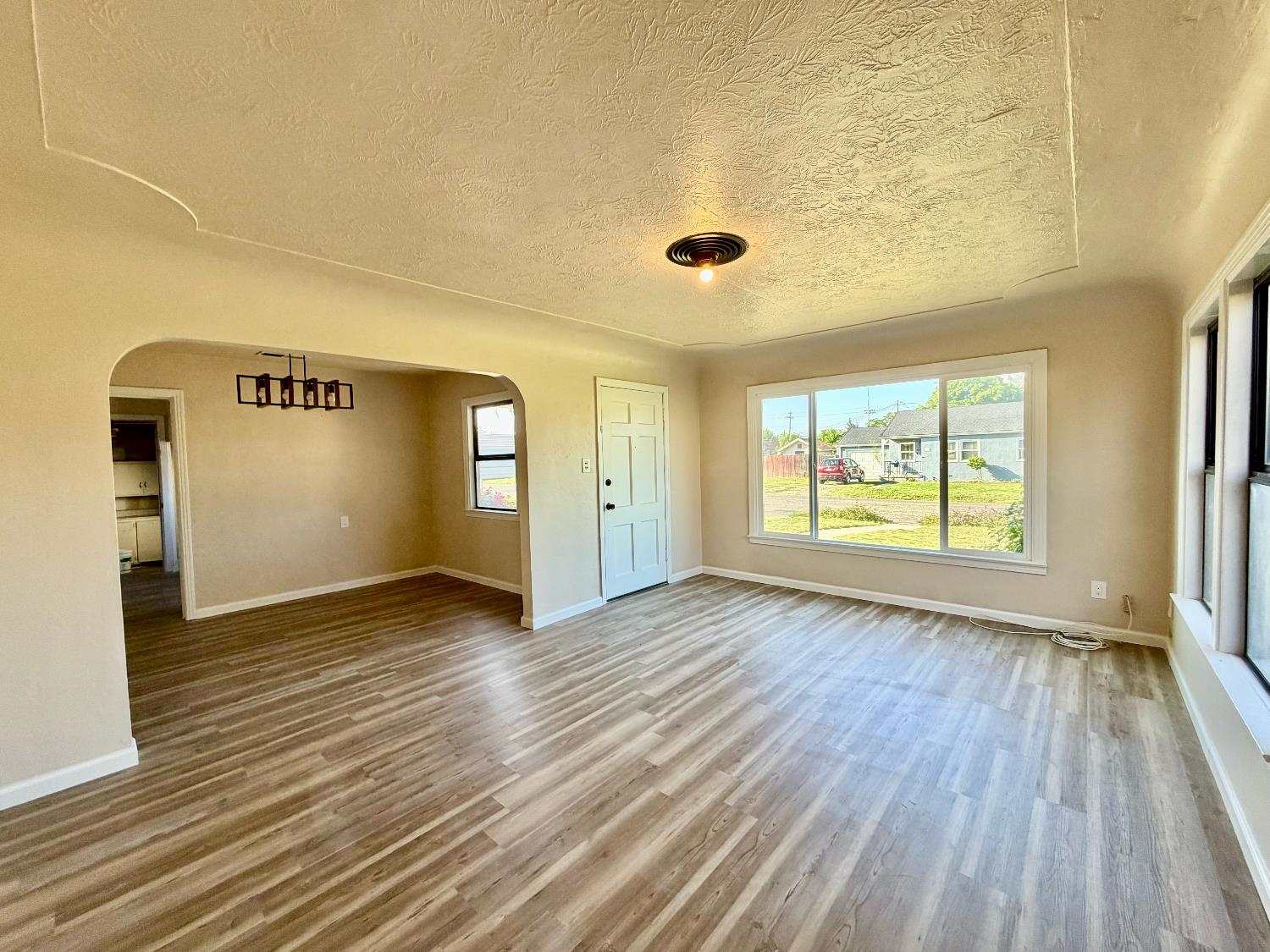 861 Fir Ave, Atwater, CA 95301
