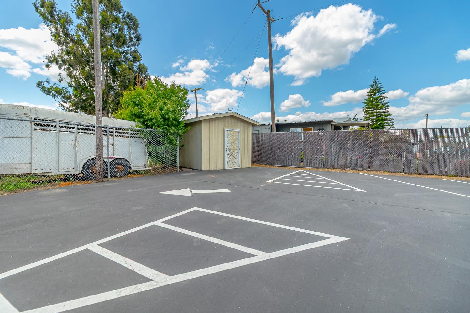 5047 Central Ave, Ceres, CA 95307