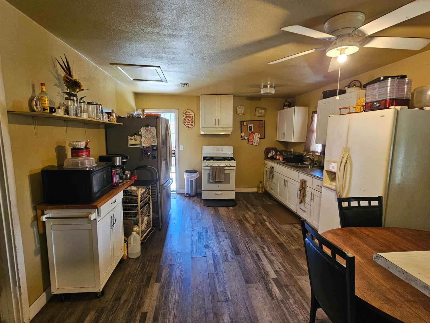 1158 Maple St, Turlock, CA 95380