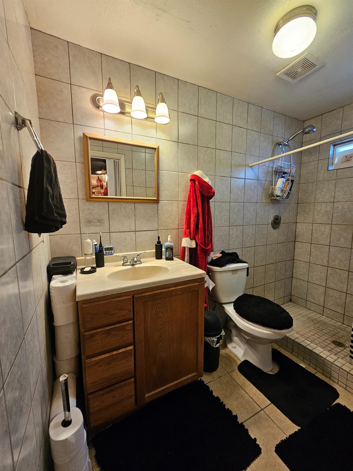 1158 Maple St, Turlock, CA 95380