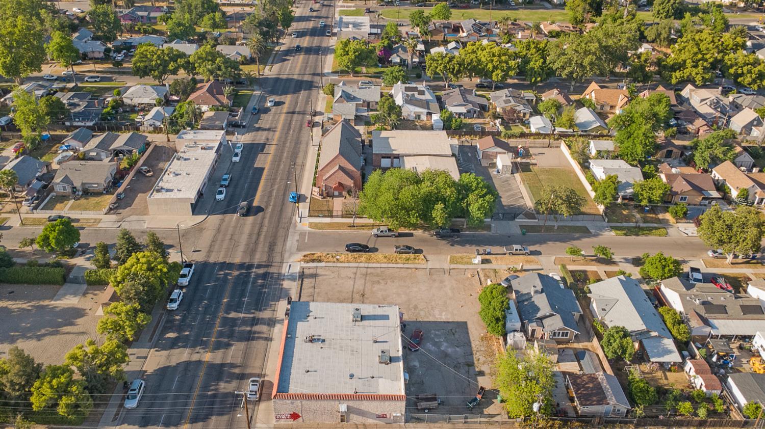 162 N Maple Ave, Fresno, CA 93702