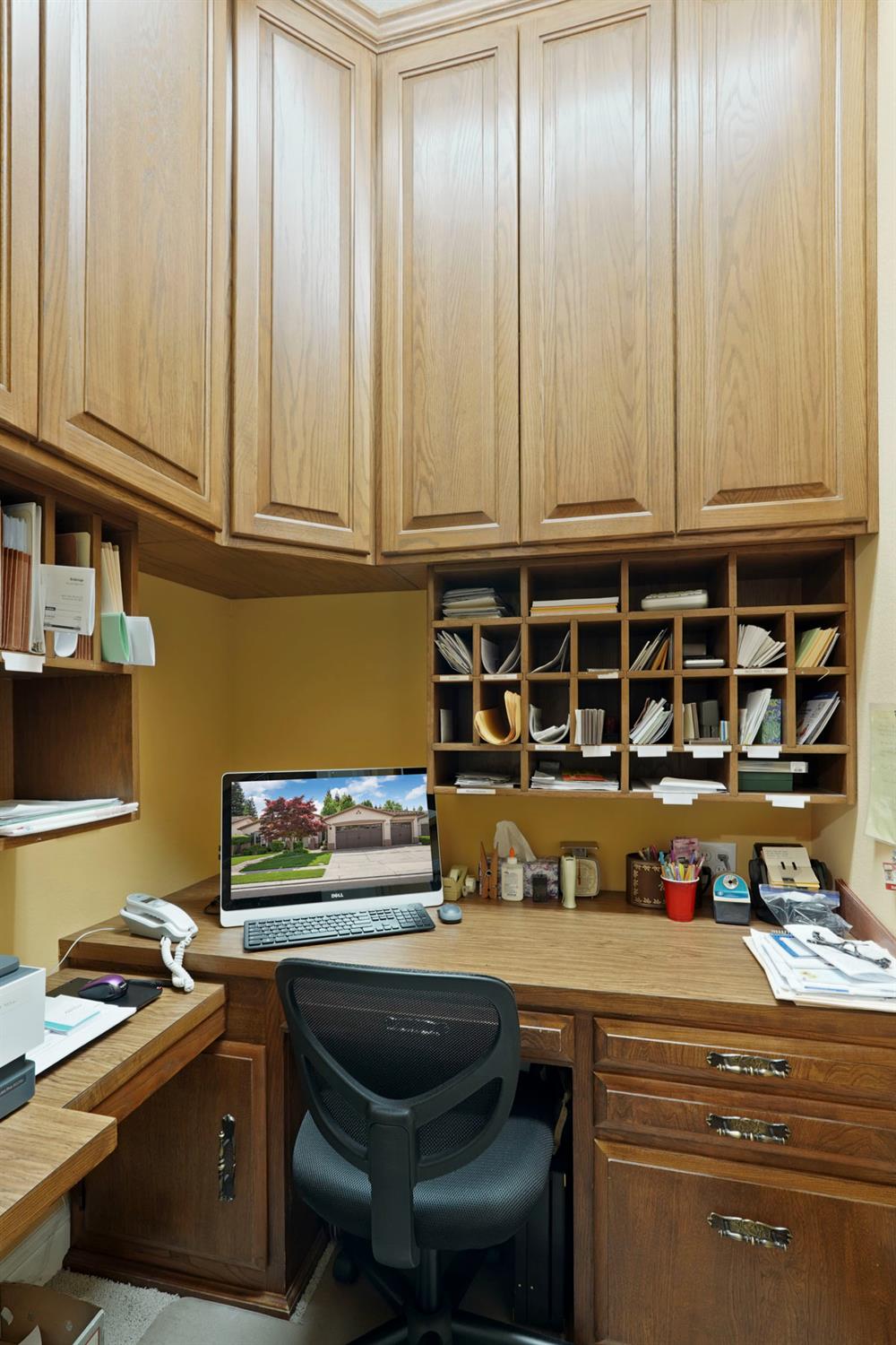 1316 Maple Valley St, Manteca, CA 95336