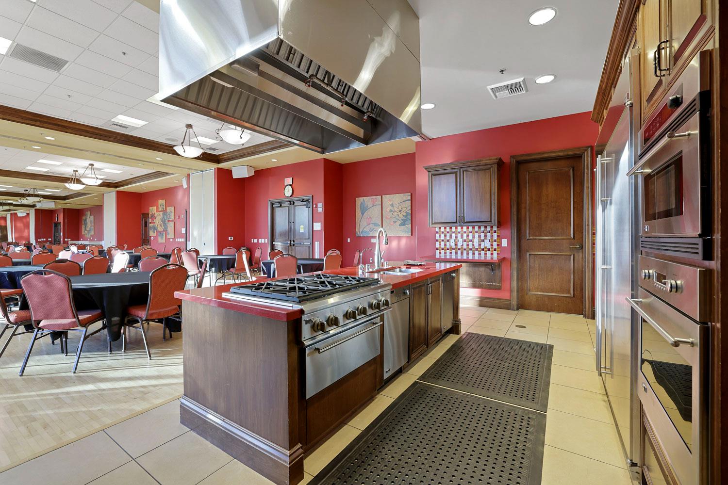 1316 Maple Valley St, Manteca, CA 95336