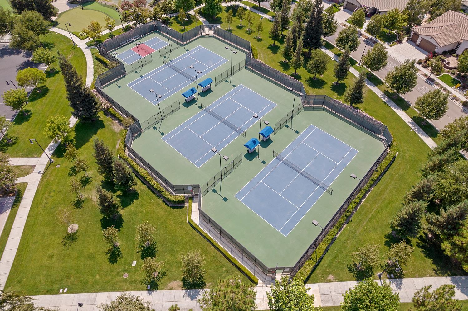 1316 Maple Valley St, Manteca, CA 95336