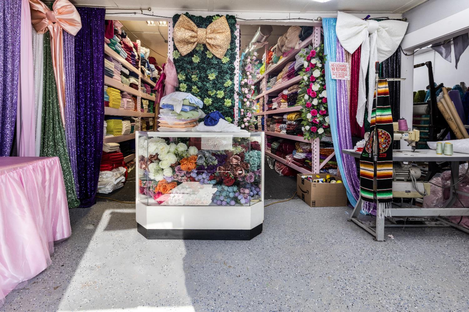 170 N Maple Ave, Fresno, CA 93702