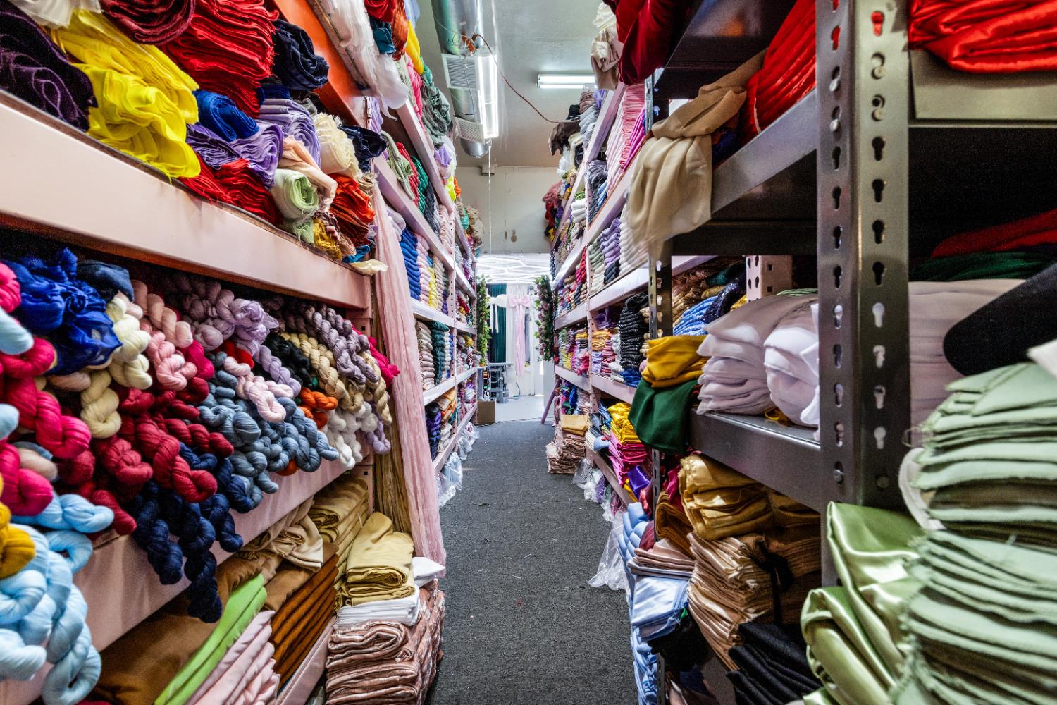 170 N Maple Ave, Fresno, CA 93702