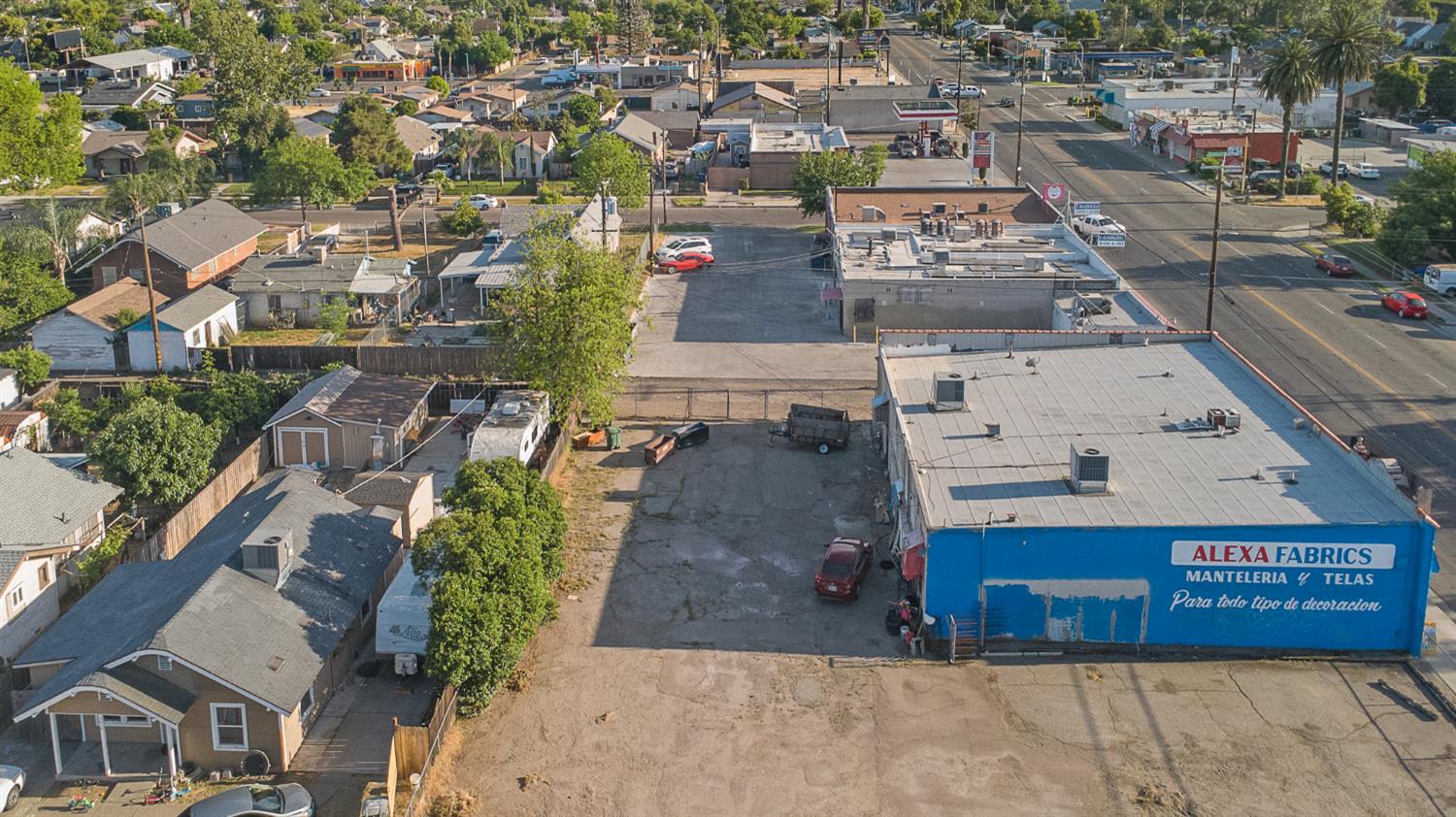 174 N Maple Ave, Fresno, CA 93702