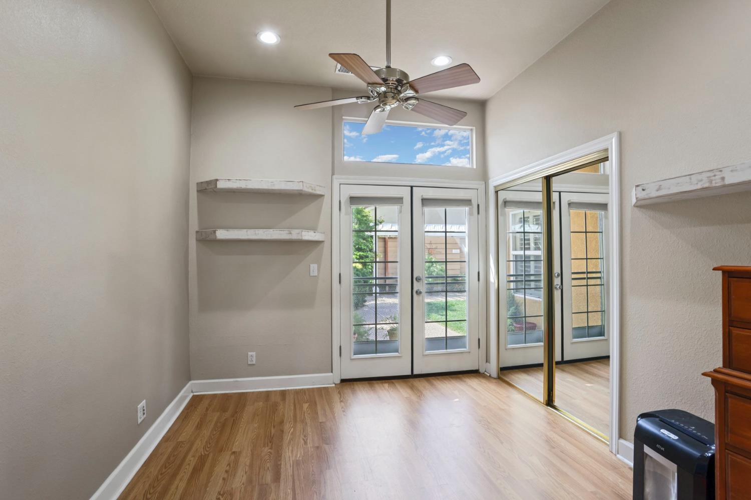 3220 New London Ln, Modesto, CA 95355