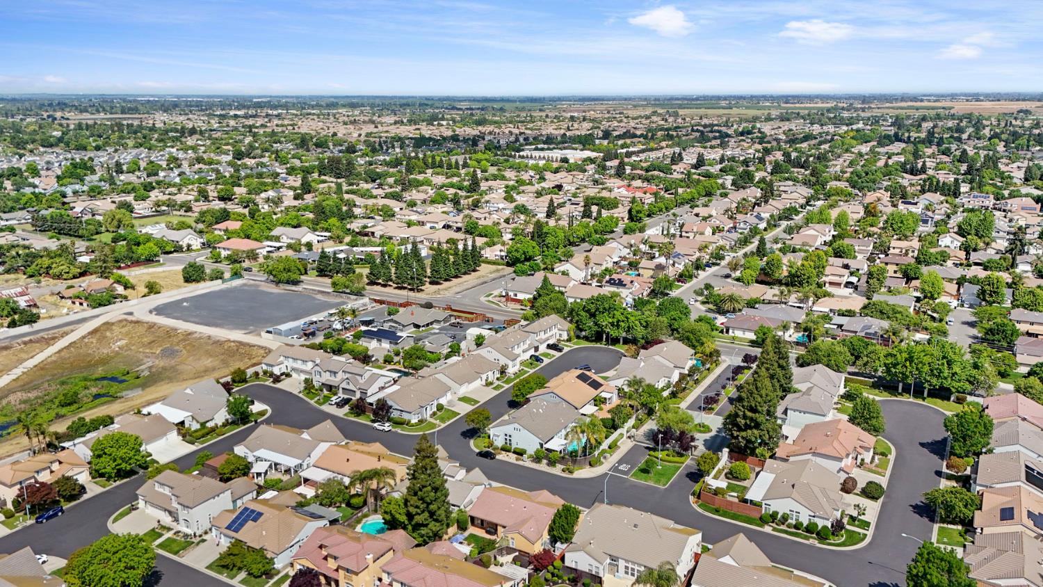 3220 New London Ln, Modesto, CA 95355