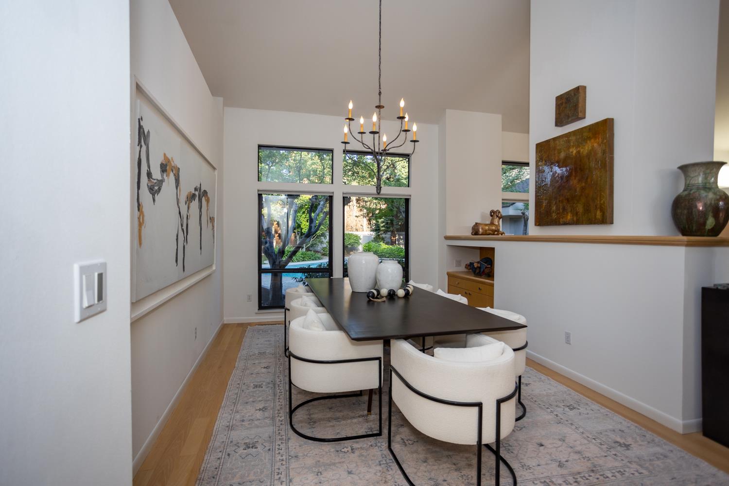 7306 Hillcrest Dr, Modesto, CA 95356