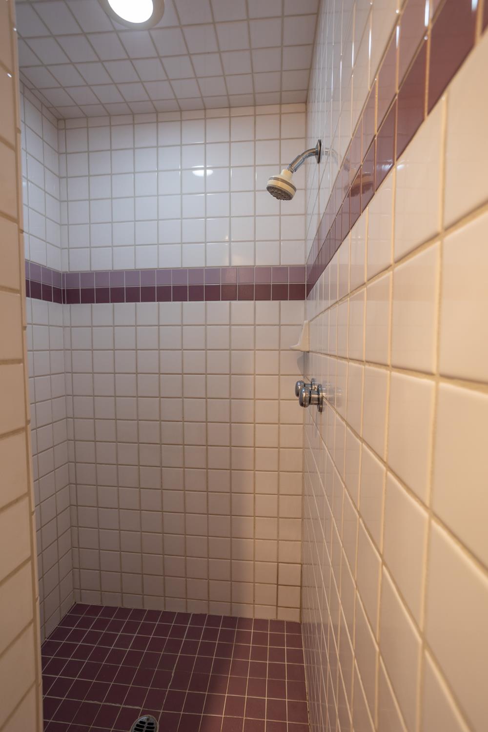 7306 Hillcrest Dr, Modesto, CA 95356