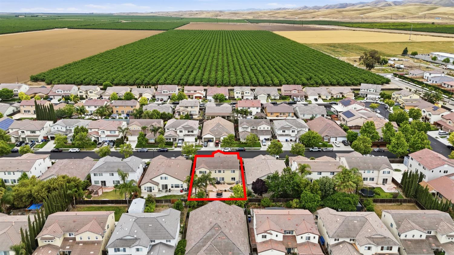 1527 Phlox Dr, Patterson, CA 95363